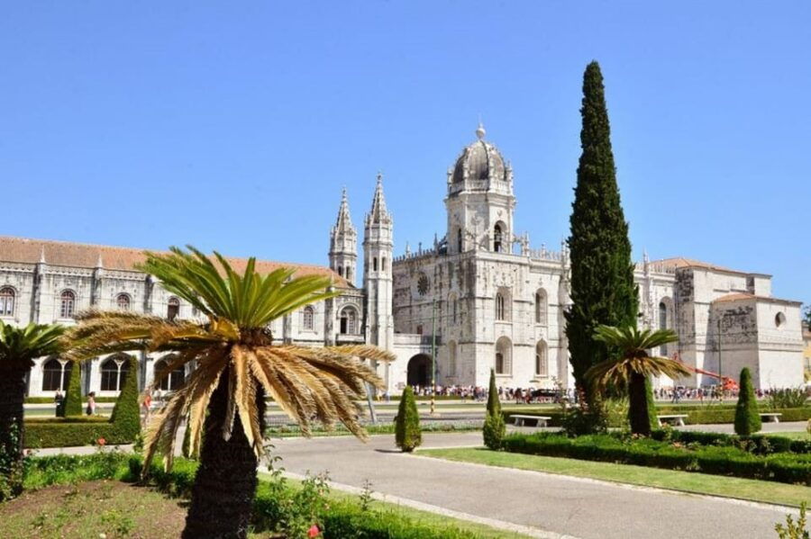 Dedicated Lisbon City Tour - More Than 10 Attractions Places - Tour Overview and Pricing
