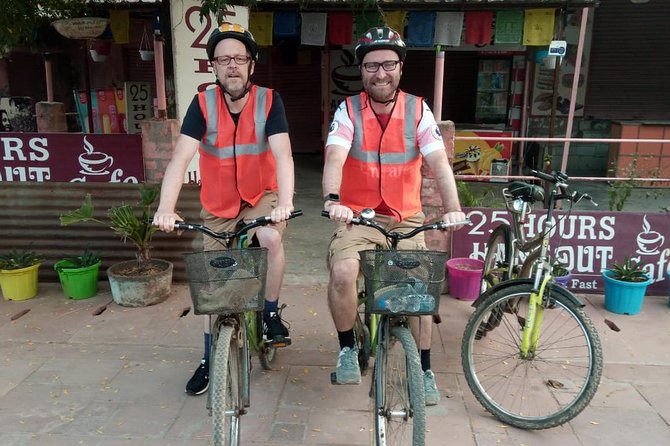 Dicover Agra On a Bicycle
