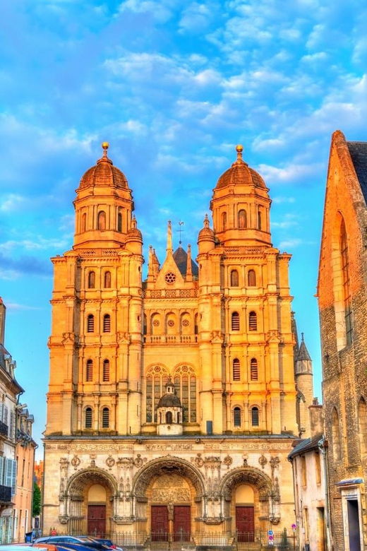 Dijon: Express Walk With a Local in 60 Minutes