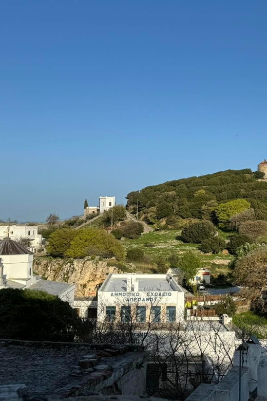 Discover Apeiranthos in Naxos: A Walking Tour Experience