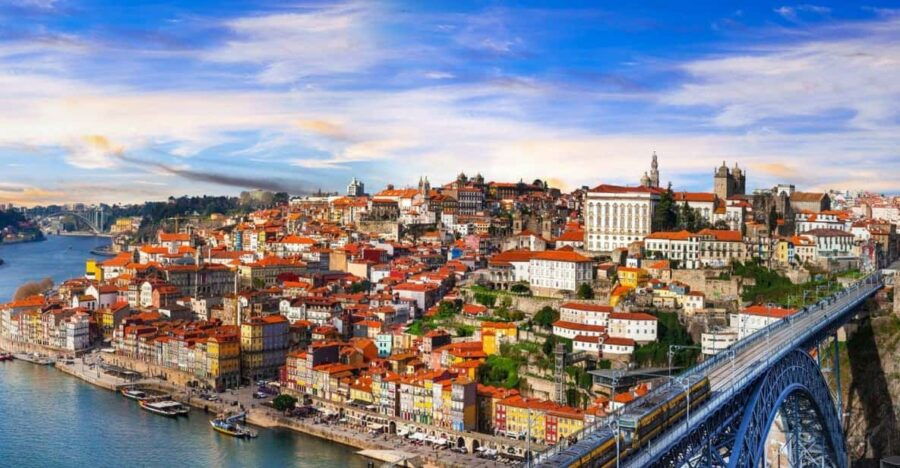 Discover the Charm of Porto: a Picturesque Journey
