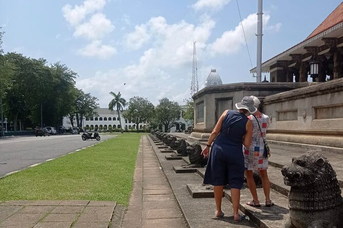 Discover the Other Side of Colombo - Private Open Tour From Jetty - Tour Details