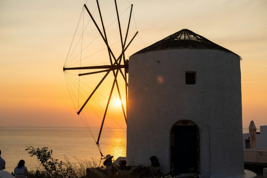 Discovering Santorini : A Private 3-Hour Highlights Tour