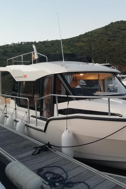 Douro River Pocinho: Private Boat Ride With Optional Lunch
