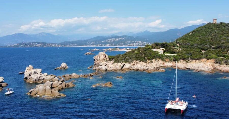 Explore the South Shore of the Bay of Ajaccio With a Swim