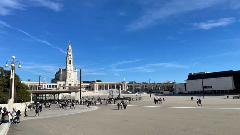 FATIMA NAZARE OBIDOS FULL DAY 9H - Tour Overview and Pricing