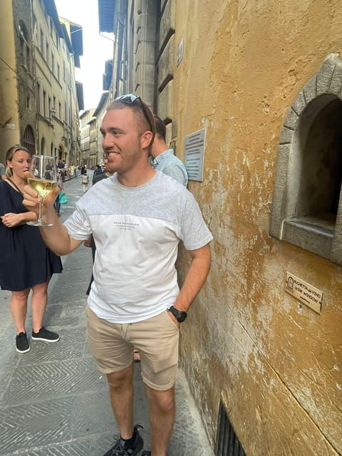 Florence: Drunken History Walking Tour With Open Bar