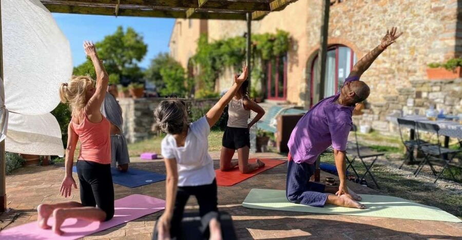 Florence: Yoga at Tuscan Countryside Sunset With Transport