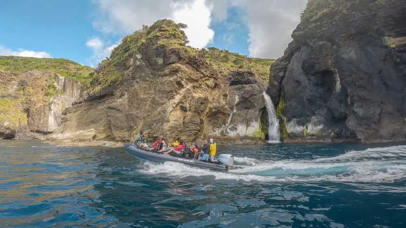 Flores Boat Tours