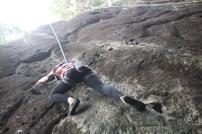 Forest Rock Climbing From Horana - Location and Climbing Gear