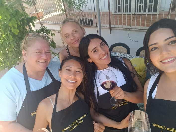 Fresh Pasta and Tiramisu Class in Palermo
