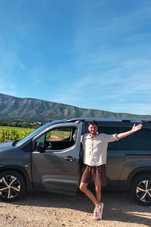 From Aix: the Best of Luberon: Gordes & Rousillon Villages