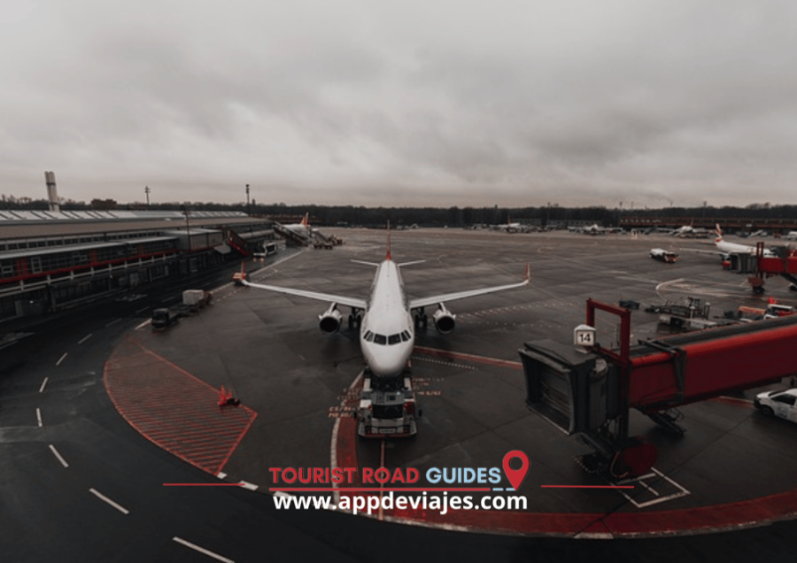 From Barcelona: BCN Orientation With Pick-Up Upon Arrival - Overview and Pricing