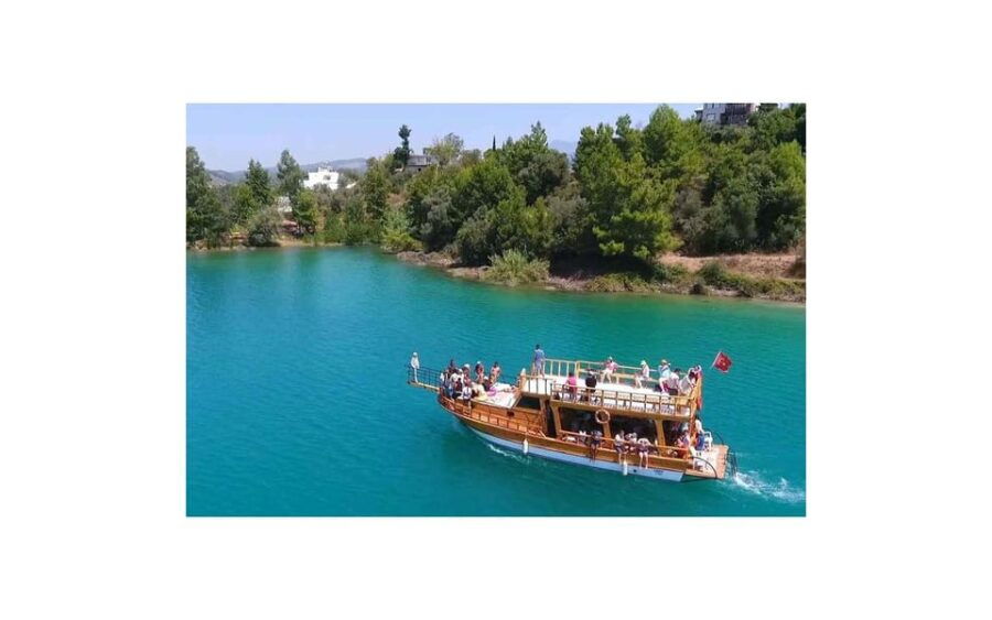 From Belek: Jeep Safari and Lake Boat Tour in City of Side