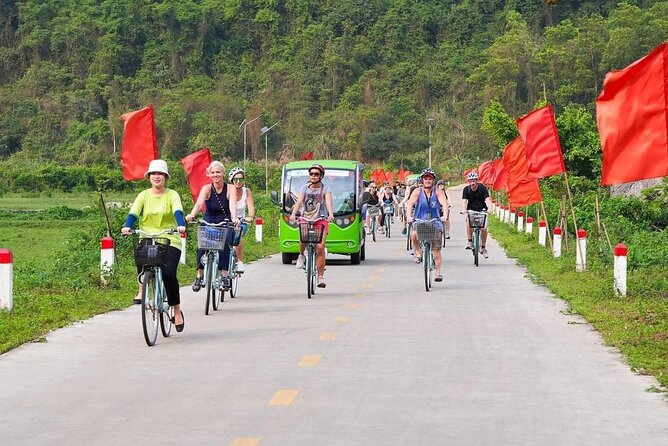 From CatBa, Lan Ha Bay Full-Day Boat Trip-Meals, Kayaking, Biking
