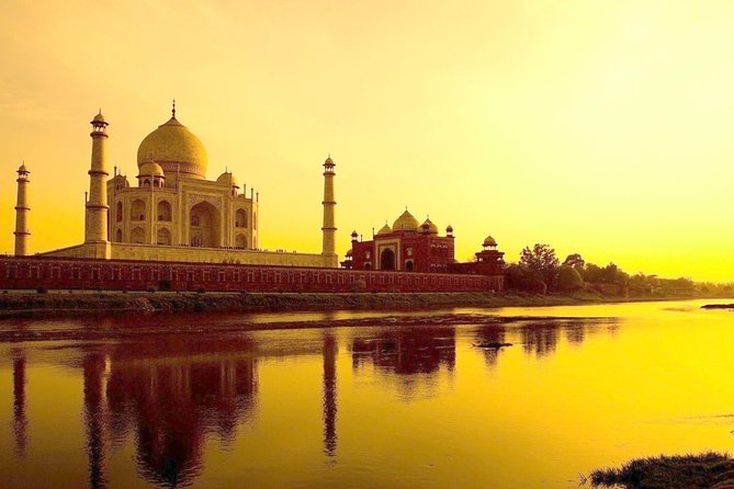 From Delhi: Golden Triangle Private Tour With Udaipur