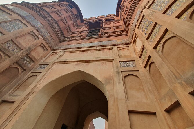 From Delhi: Taj Mahal Agra Tour With Luxury Cars. (All Included)