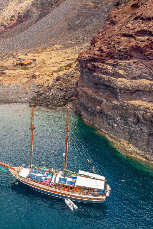 From Funchal : Wooden Boat Excursion to Desertas Island