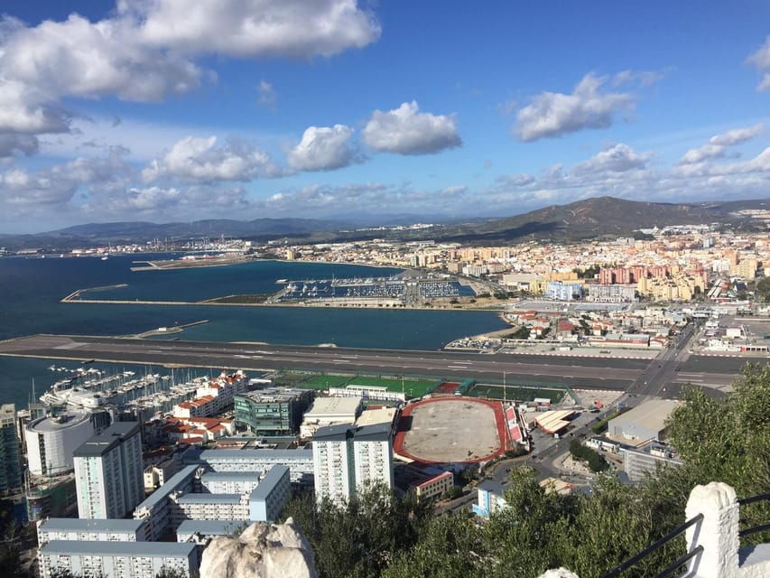 From La Cala/Marbella/Estepona: Gibraltour Tour With Monkey Rock and Shopping