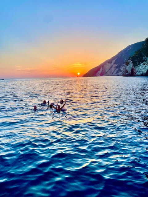 From La Spezia: Cinque Terre Boat Tour With Food & Drinks - Tour Overview and Pricing