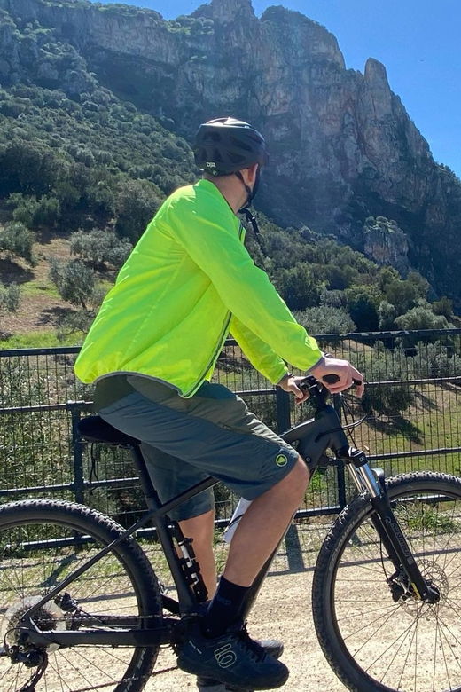 From Ronda: via Verde De La Sierra Cycle Tour – Easy 21KM