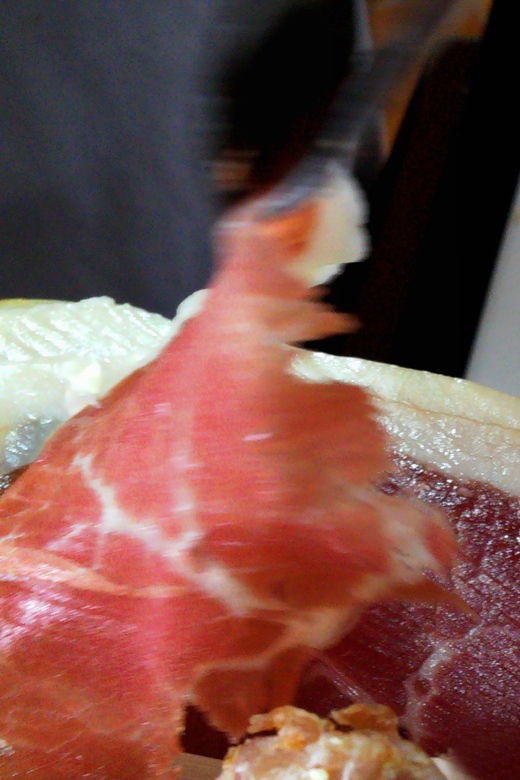 From Seville: Iberian Ham Full-Day Tour to Aracena