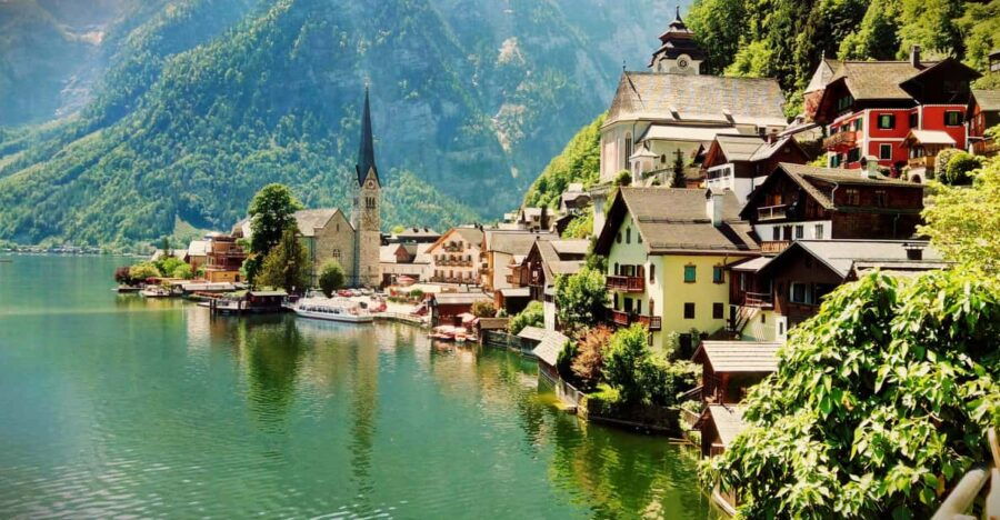 From Vienna: Guided Day Trip to Melk, Hallstatt, & Salzburg