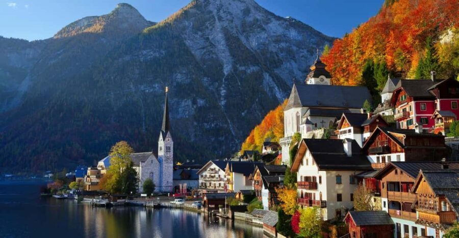From Vienna: Private Hallstatt Day Tour