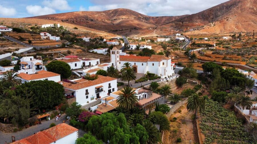 Fuerteventura: PRIVATE Guided Island Tour From the South.