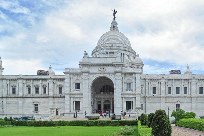 Full Day Visit to Religious Sites in Kolkata - Kali Ghat Temple Exploration