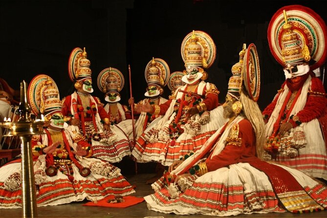 Gems Of South India Tour: Caves, Palaces, Temples & Backwaters - Cave Exploration Highlights