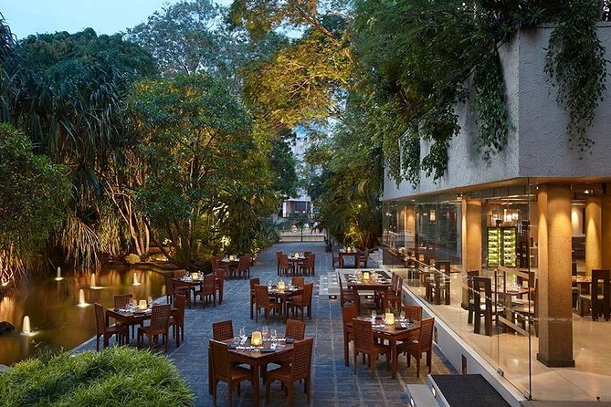 Geoffrey Bawa Works in Colombo