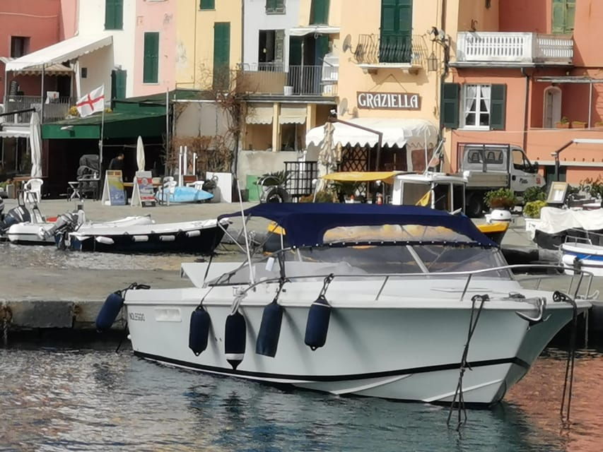 GHP LUXURY BOAT 4 HOURS TOUR – GULF OF THE POETS