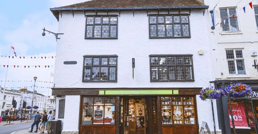 Gin Tasting for Two at Judith's, Shakespeare Distillery - Experience Overview