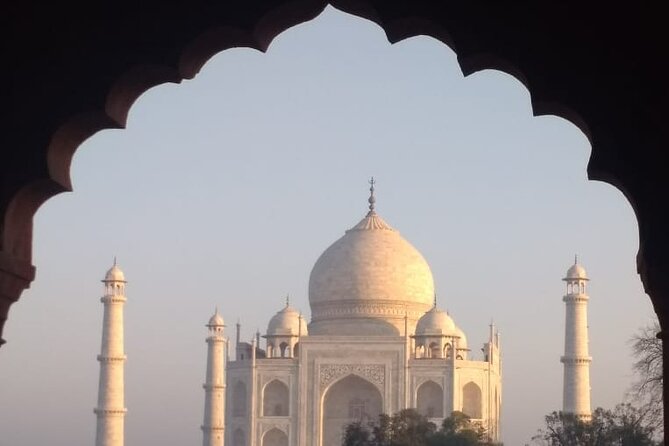 Golden Triangle 3-Day Tour to the Taj Mahal, Agra and Jaipur From Delhi by Car