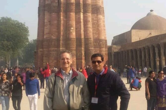 Golden Triangle: Delhi Agra Jaipur Delhi Tours by Toyota Car.