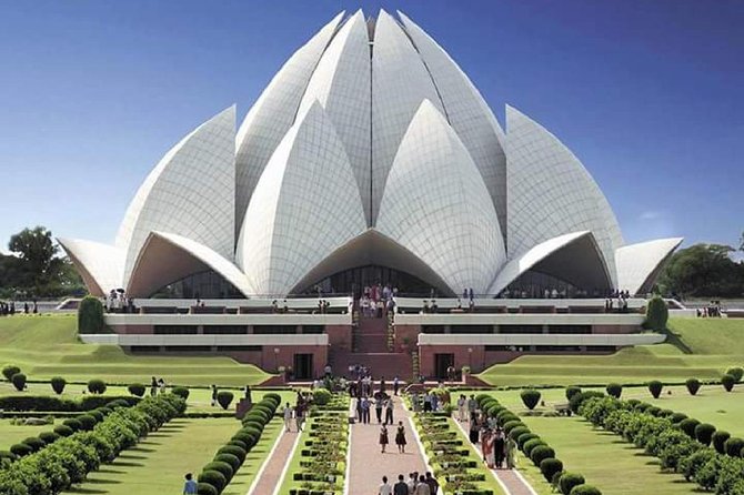 Golden Triangle Tour, Visit Mandawaa Attractively Unusual Forts & Havelies