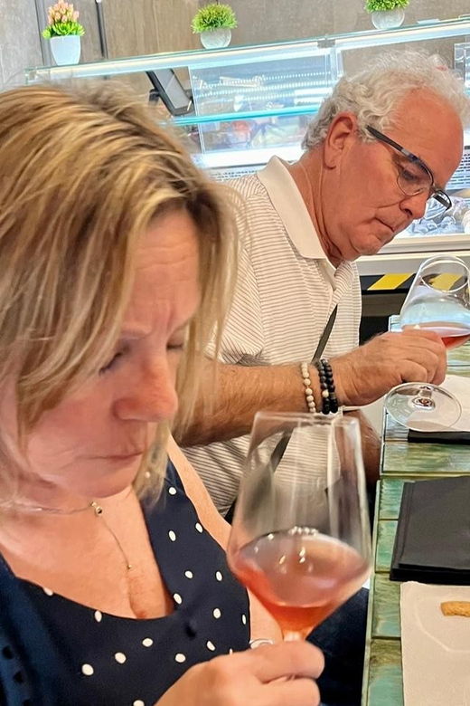 Gourmet Wine Tasting: Naturals and Biodynamics Wines.