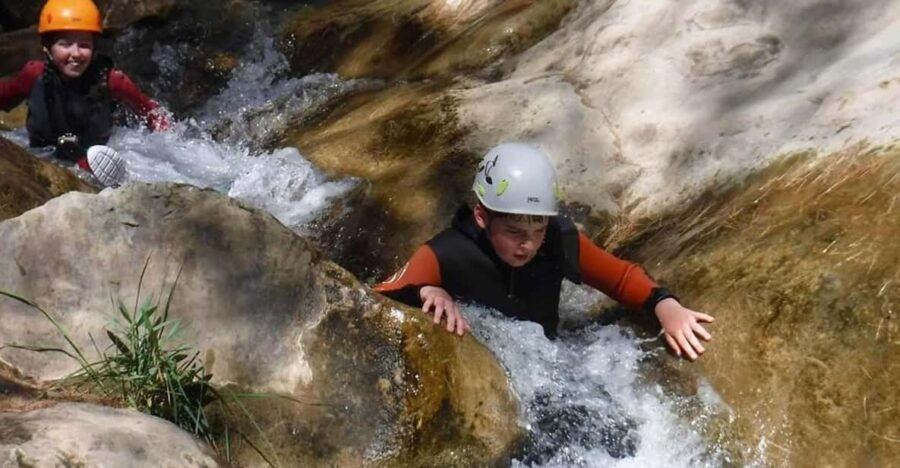 Granada: Family Canyoning in Río Verde
