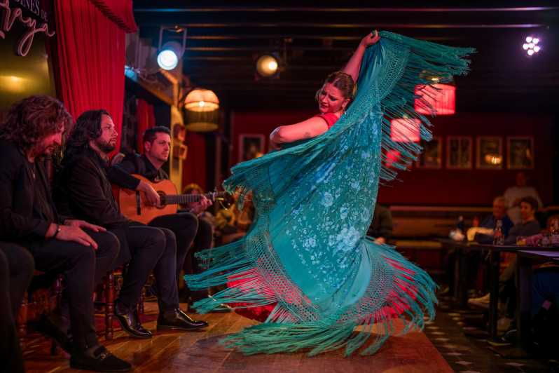 Granada: Flamenco Show With Dinner at Jardines De Zoraya - Experience Overview