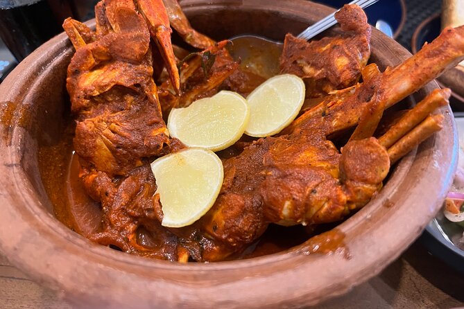 Half-Day Sri Lankan Breakfast Crawl With Local Guide in Colombo