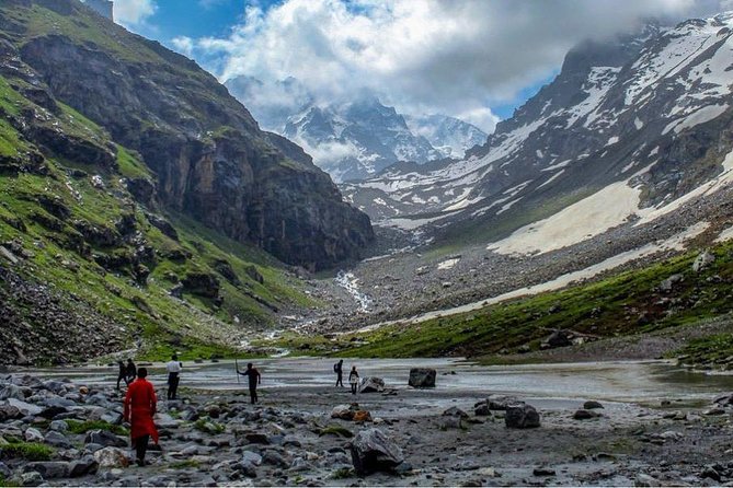Hampta Pass Trekking and Camping 2022 With Chandratal Lake Visit