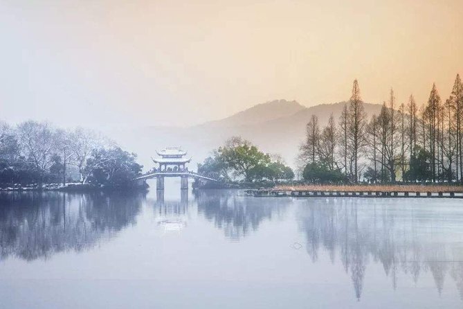 Hangzhou West Lake Private Day Tour by Limo From Shanghai
