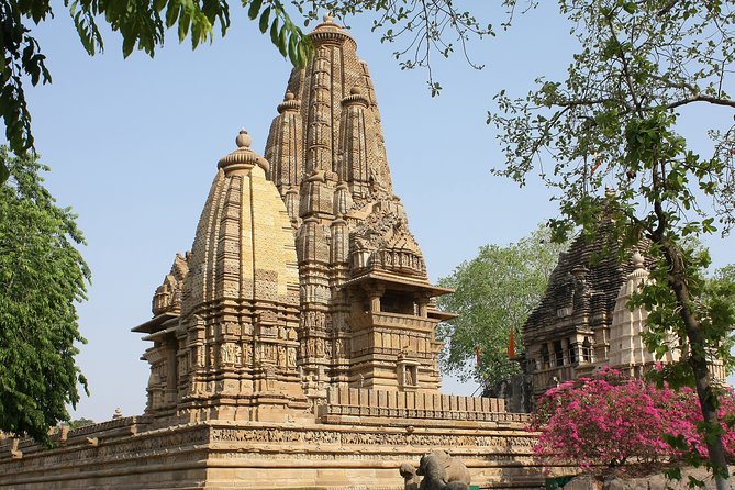 Heritage & Cultural Walk of Khajuraho (2 Hours Guided Walking Tour)