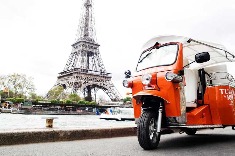 Highlights Tour (1h30) in Paris With an Electric TUKTUK