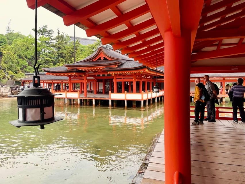Hiroshima: Explore Miyajima Private Gem Tour W/Local 5hours