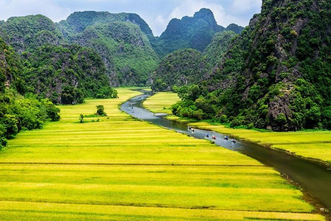 Hoa Lu - Tam Coc 1 Day Trip ( Old Capital, Rowing Bamboo Boat, Biking, Trekking. - Itinerary Highlights