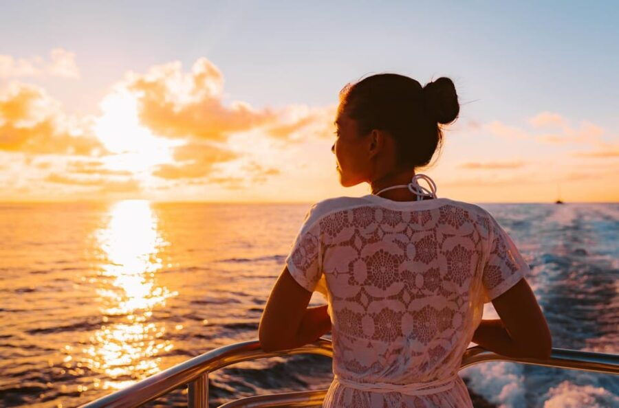 Ibiza: Sunset Private Sailboat With Tapas & Premim Open Bar - Luxury Sunset Sailboat Experience