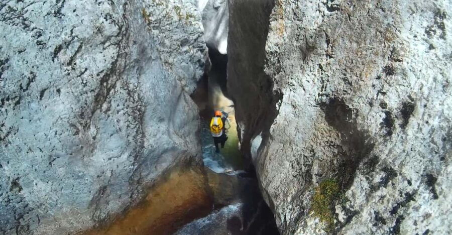 Incredible Canyon Descent View of Llevata