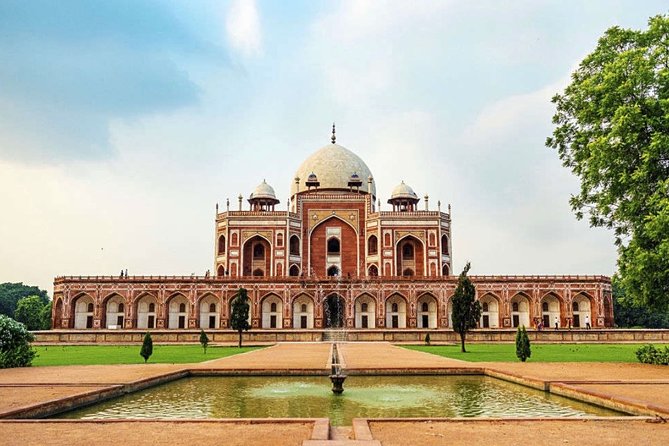 India: Delhi, Taj Mahal and Fatehpur Sikri Tour